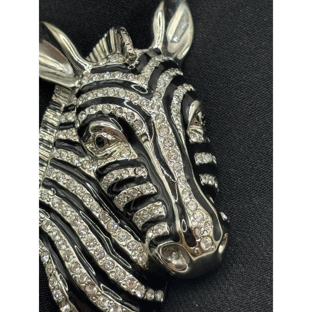 Butler Signed Vintage Zebra Head Brooch with Rhinestones Enamel Black 80s